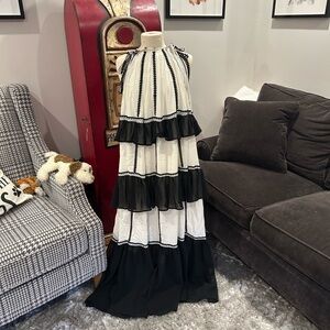 Elegant Black and White Maxi Dress